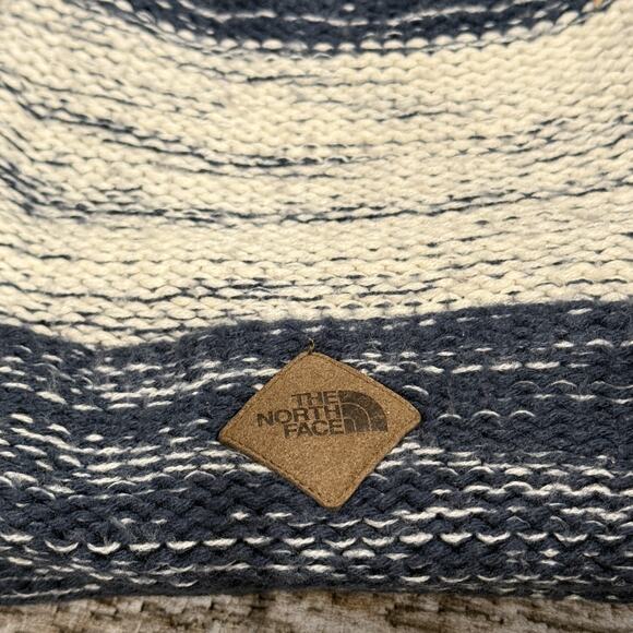 North Face Hat Beanie Pom Pom Knit Blue White Striped Winter Warm Outdoor‎ NWOT - Picture 4 of 6